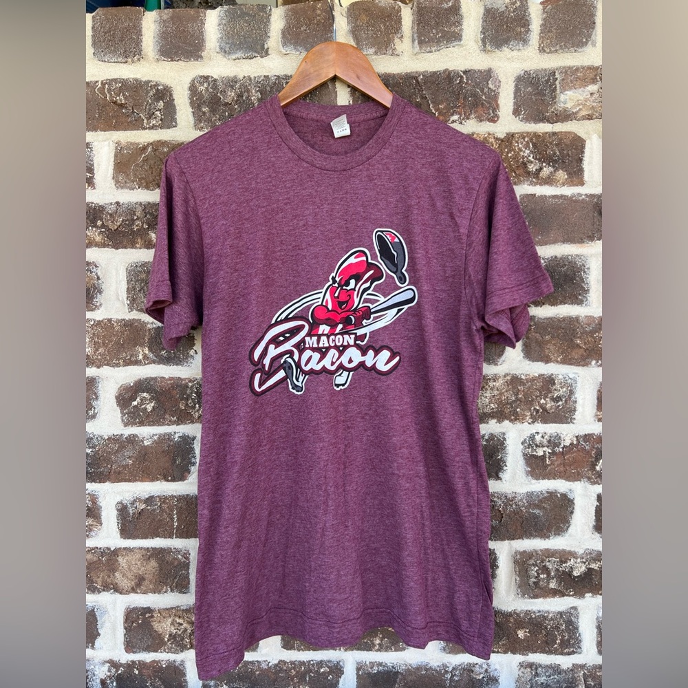 NWOT Macon Bacon: Red Maroon Logo T-Shirt: Size Medium
